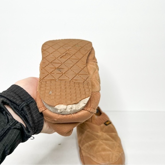 Teva Ember Moc Sherling Shoe Quilted Slip On Moccasin Tan Size 6 Women’s - Picture 4 of 6